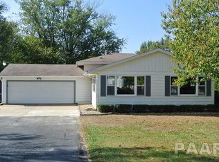 9919 N Blacksoil Ln, Peoria, IL 61615