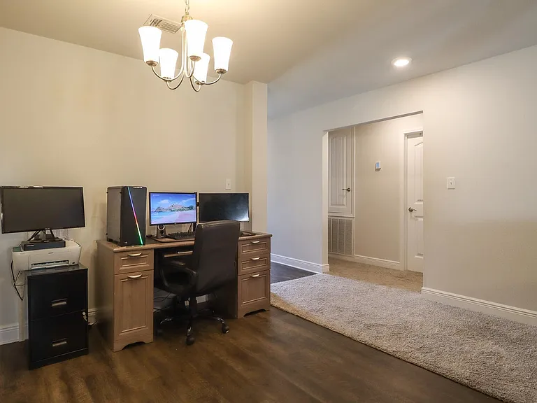 16509 Lexington Ct — Photo 7