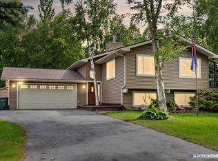 3861 Amber Bay Loop, Anchorage, AK 99515