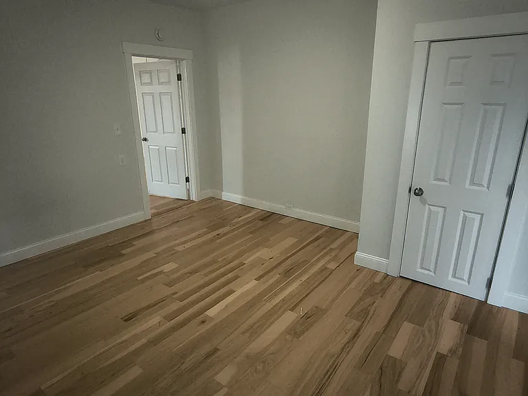360 Elm St #1 — Photo 30