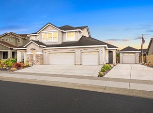 3008 Pruett Dr, Roseville, CA 95747
