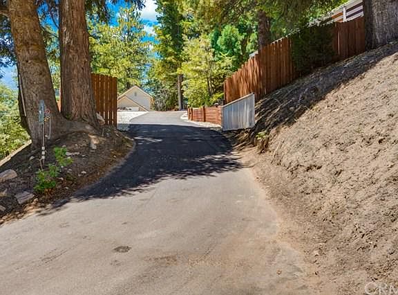 2nd image of 30922 Summit Dr