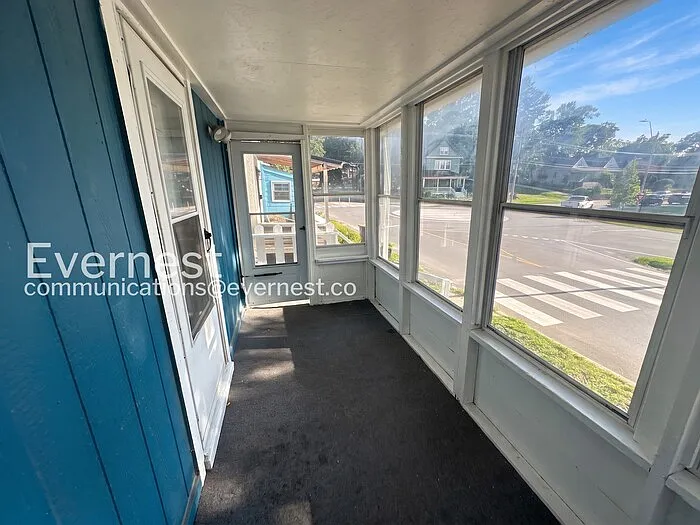 347 Maple Blvd — Photo 2
