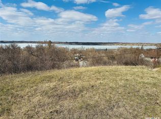 338 Green Ave, Regina Beach, SK S0G4C0