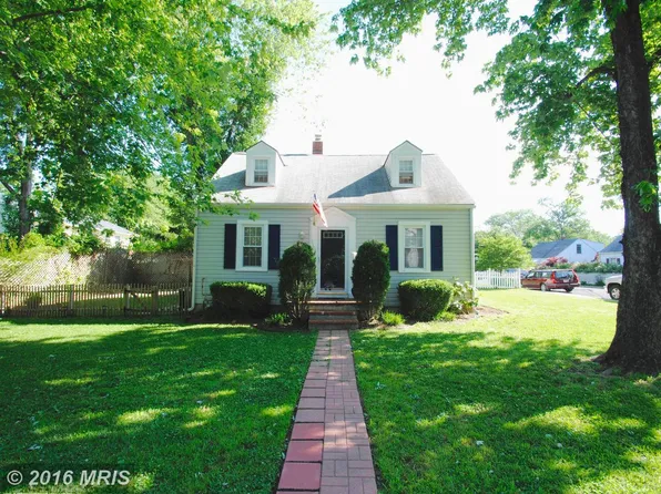 1104 Van Buren Dr, Annapolis, MD 21403