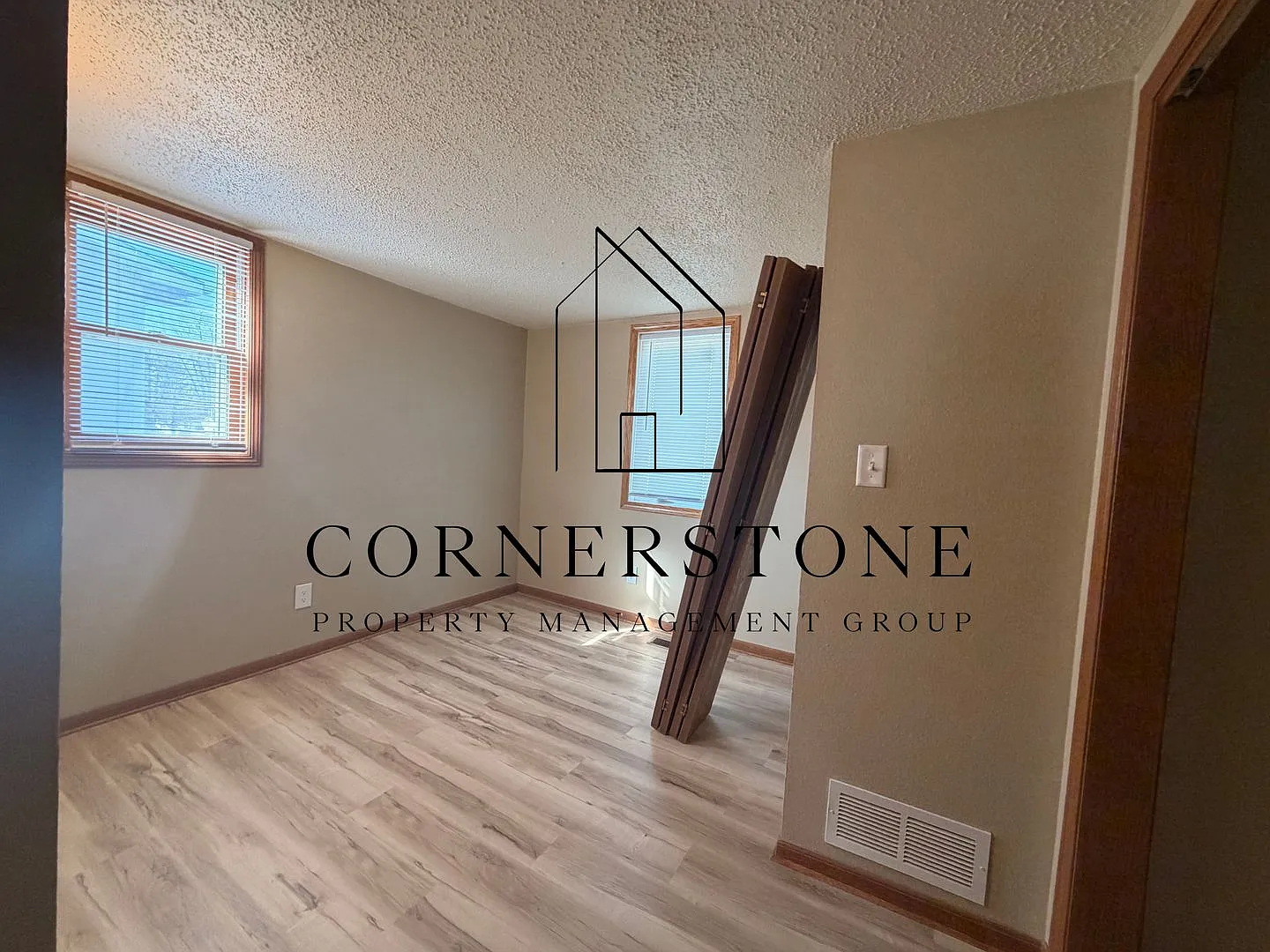1402 S 24th Street — Photo 4