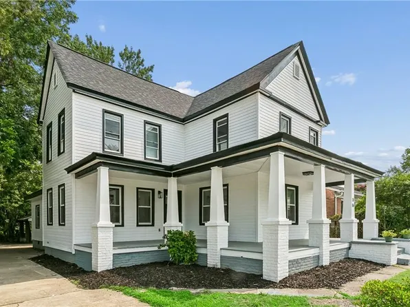 1806 Victoria Blvd, Hampton, VA 23661