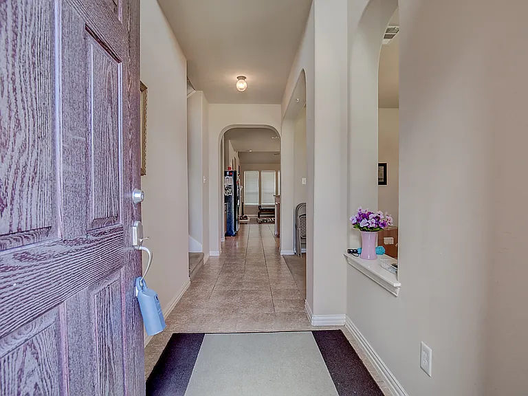 2832 Gooseberry Dr — Photo 3