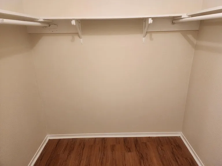walk-in closet