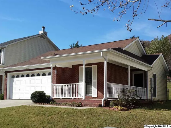 210 Shadowbrook Ln NE, Huntsville, AL 35811