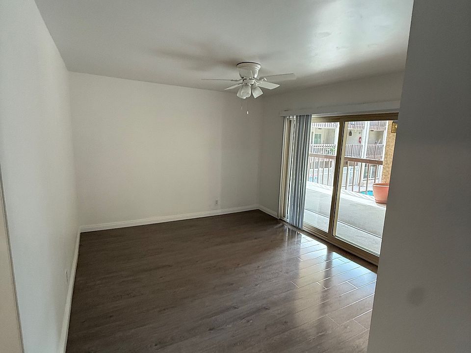 Dining/breakfast room