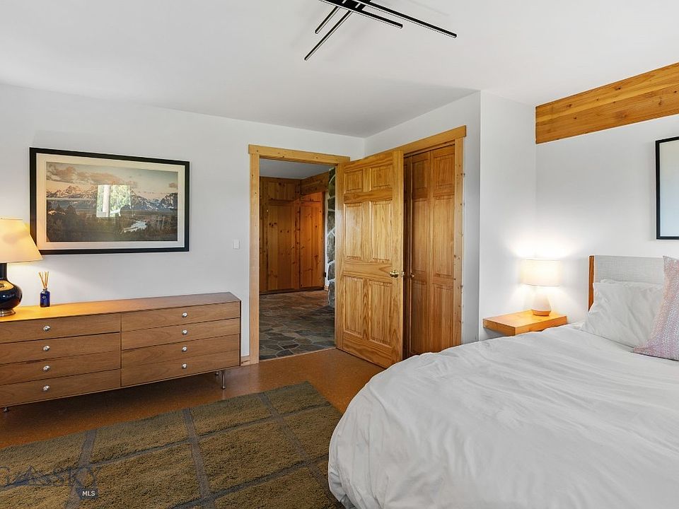 67th image of this home