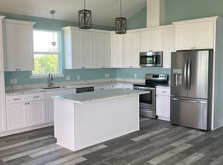 5019 Nebraska St, Bay Saint Louis, MS 39520