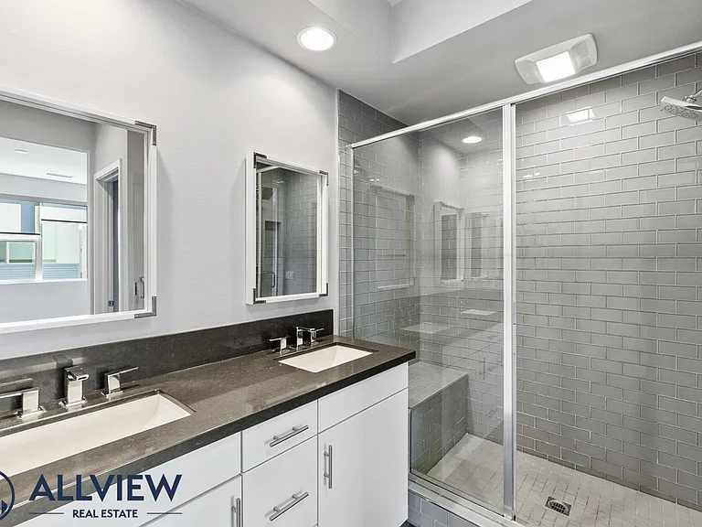 149 Mercer Way — Photo 28