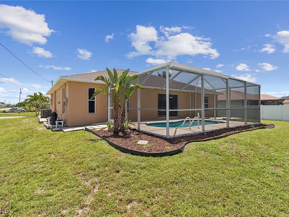 1st image of 4022 SW 8th Ct