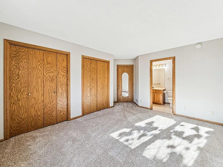 1913 Eastridge Ct — Photo 8