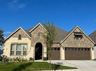 7720 Pondview Ln, Fort Worth, TX 76123