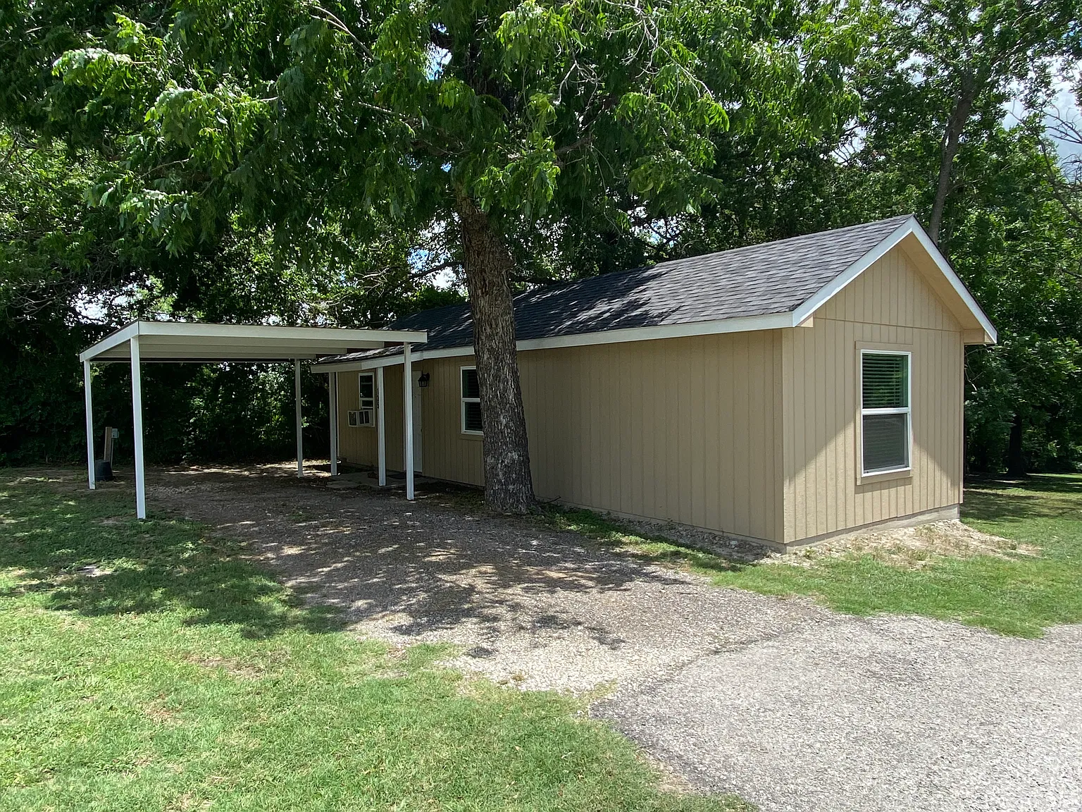 Edgehill Dr, Azle — Photo 2