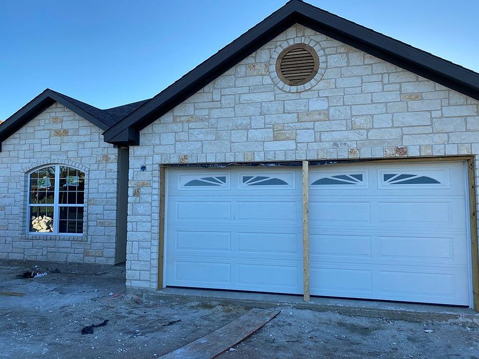 1st image of 222 Dudley Way