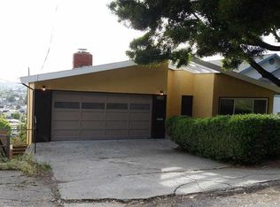 9127 Burr St, Oakland, CA 94605