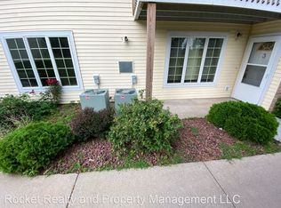 916 Monroe St UNIT 3, Fort Atkinson, WI 53538