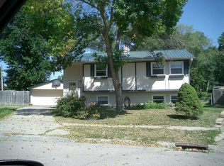 363 33rd Avenue Ct, East Moline, IL