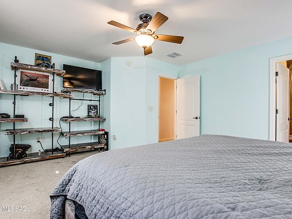 3rd image of 8868 N Misty Brook Dr