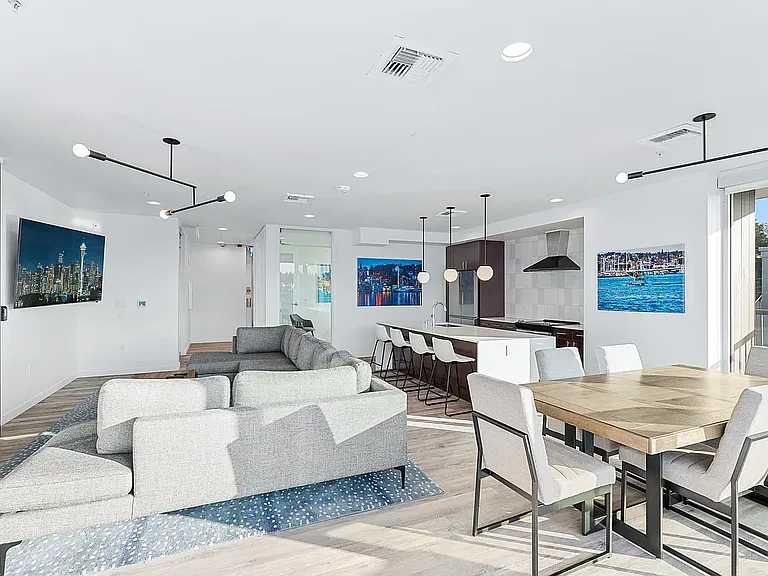 Flow Eastlake Apartments — Photo 14