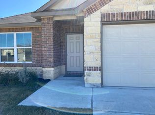 510 Marklawn Ln, Hutto, TX 78634