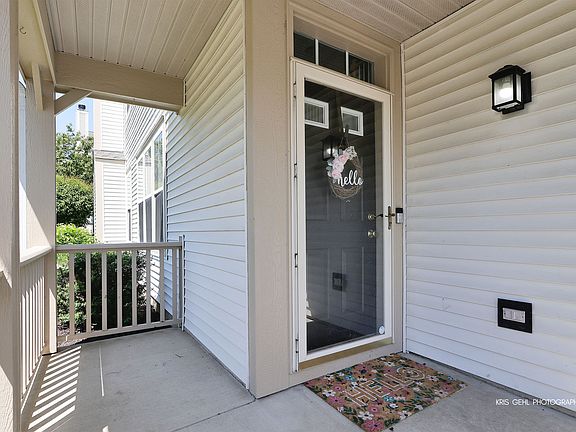 2nd image of 2888 Falling Waters Dr
