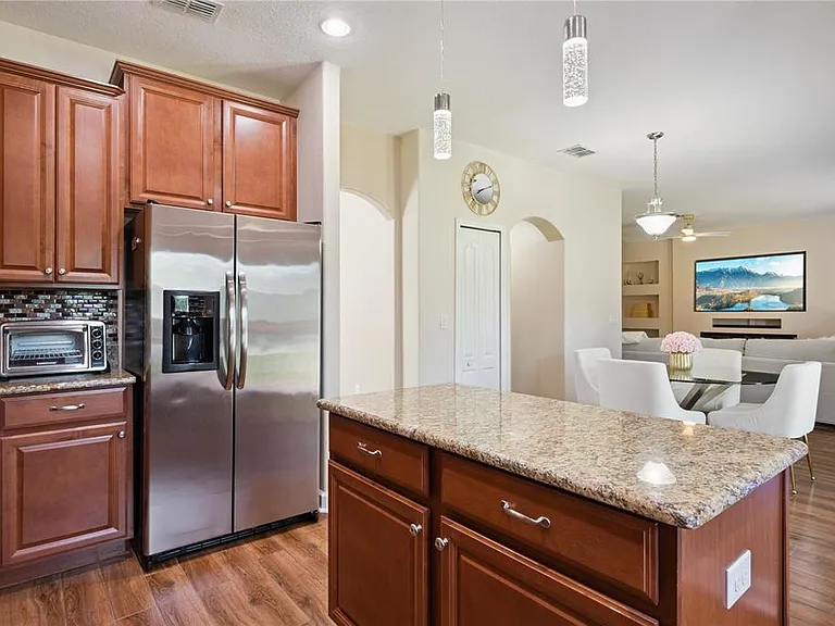 1454 Lake Side Ave — Photo 14