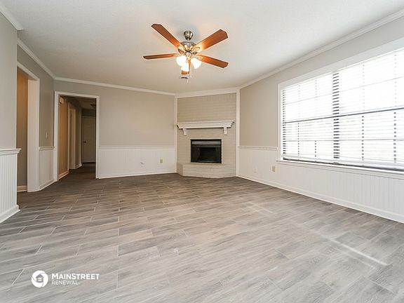 4th image of 4666 Sandy Park Dr
