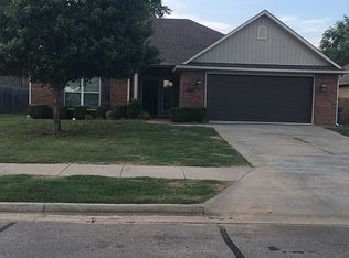 1310 Falling Leaf Cir, Alma, AR 72921