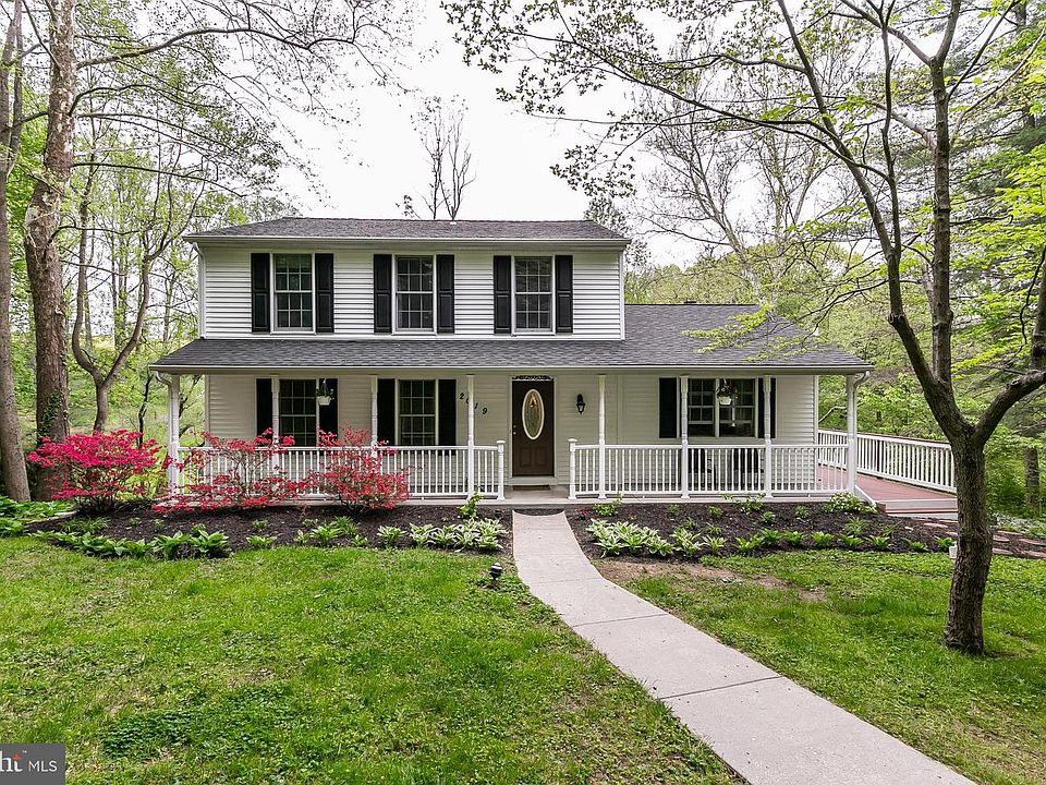 1st image of 2019 Hillcroft Dr