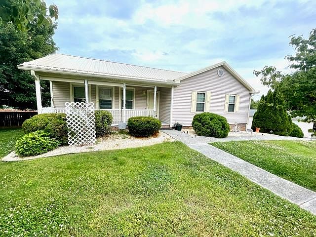 1st image of 2710 Cannon Cir