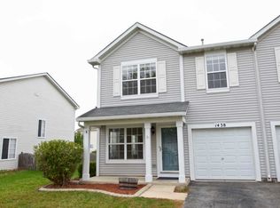 1438 Plantain Dr, Minooka, IL 60447
