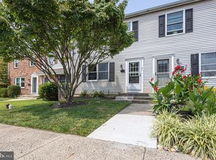 91 W Clymer Ave, Sellersville, PA 18960
