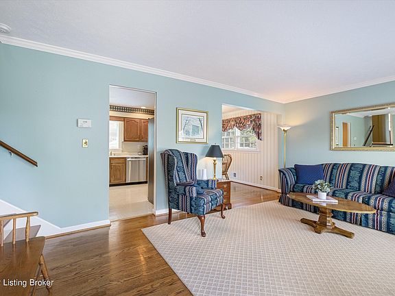 5th image of 4407 Rockwood Dr