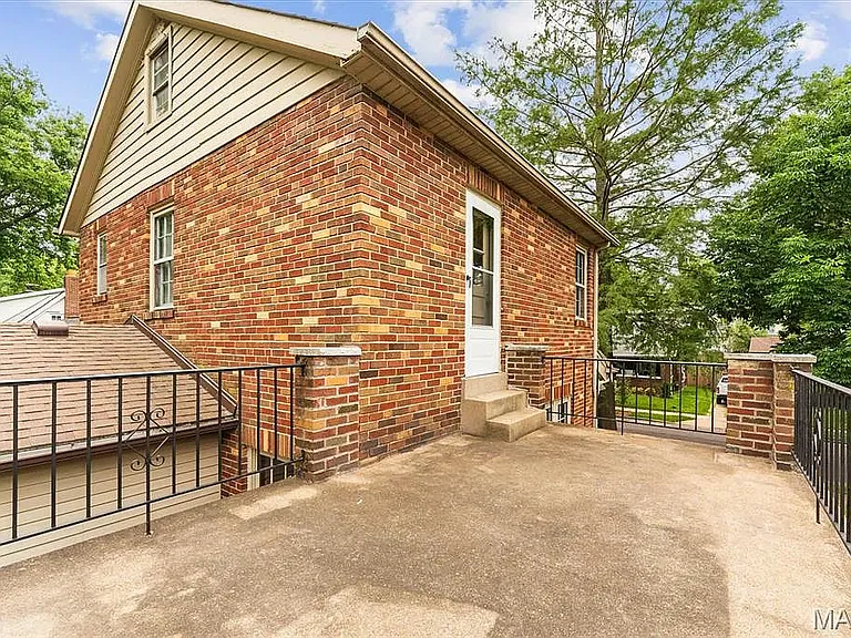 6925 Dartmouth Ave — Photo 26