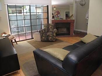 4th image of 4420 Tujunga Ave Unit 8