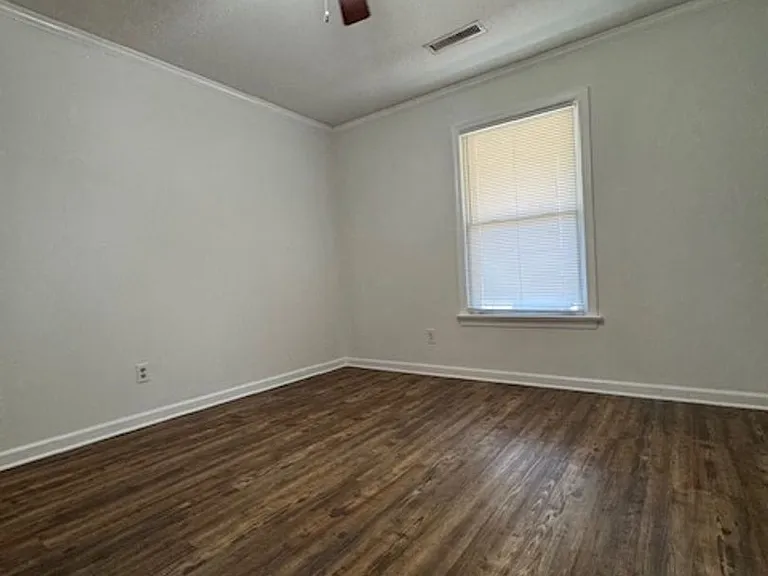 305 Glen Oak Dr — Photo 15