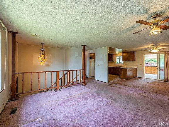5th image of 11823 122nd Avenue Ct E