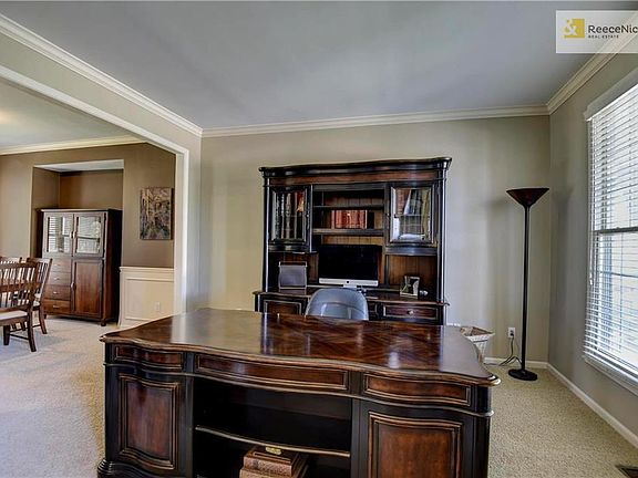 4th image of 13901 Long St