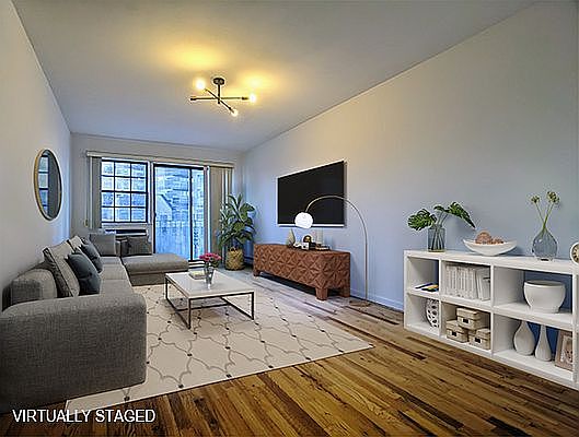 1st image of 11215 75th Ave #3