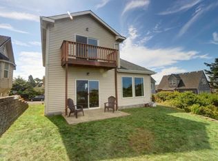 522 SW Smith Ct, Newport, OR 97365