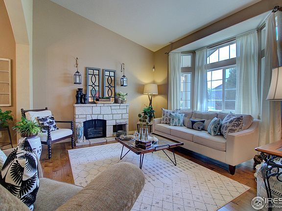 4th image of 1851 Parkdale Cir S