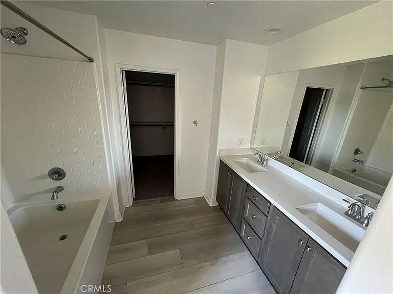 24024 Roybal Way — Photo 13