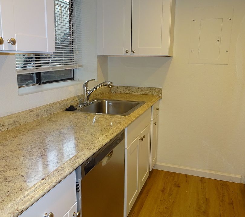 Louisa Apartments 215221 E Louisa St Seattle WA Zillow