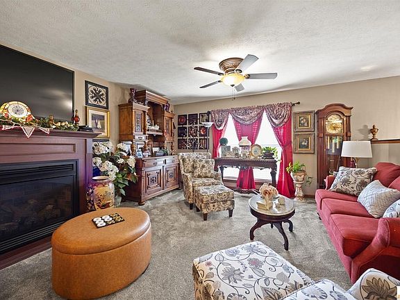 5th image of 454 Hardyville Rd