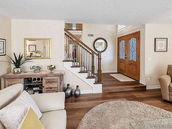 3rd image of 14922 Derringer Rd